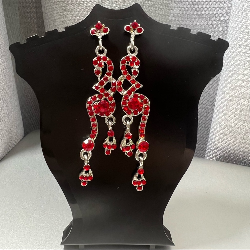 Dangling Red Rhinestones Fashion Earrings